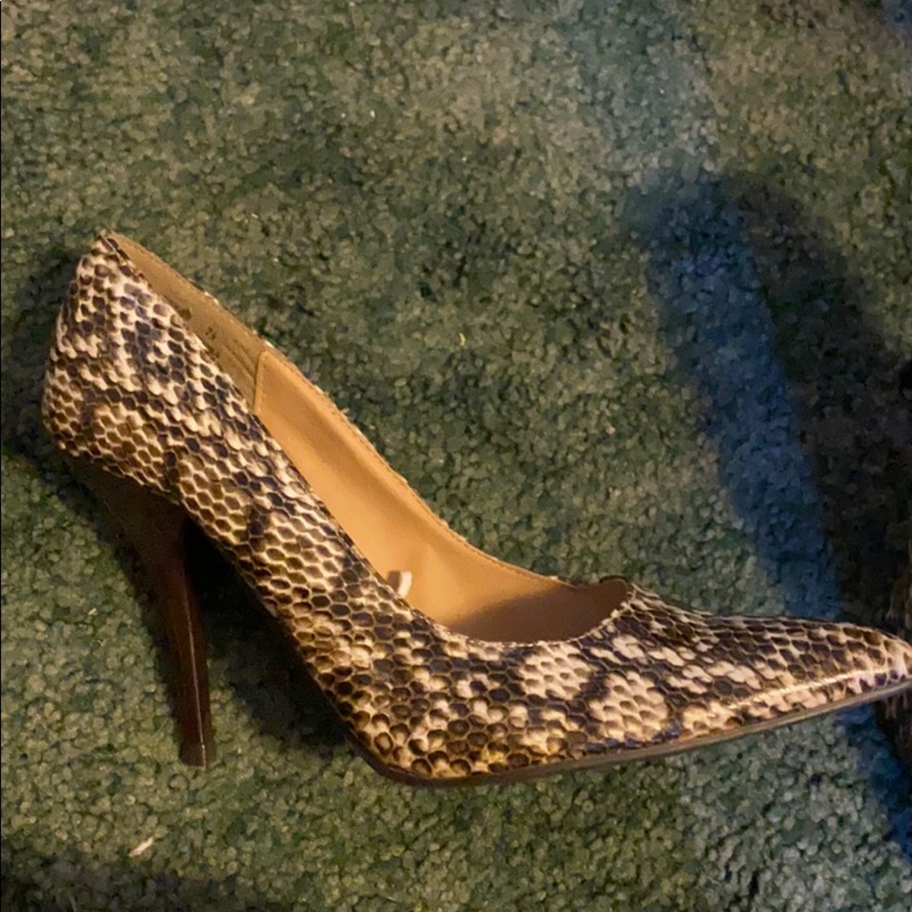 Print shoes